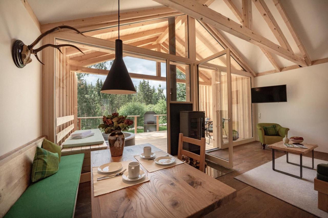 Forstgut - Premium Waldchalets Und Lodge Suiten Реґен Екстер'єр фото