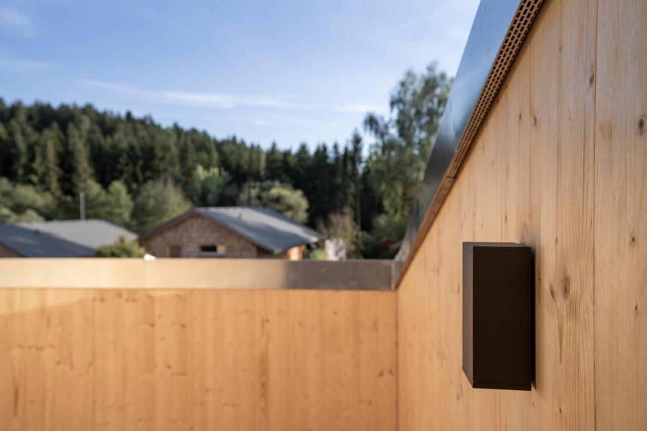 Forstgut - Premium Waldchalets Und Lodge Suiten Реґен Екстер'єр фото