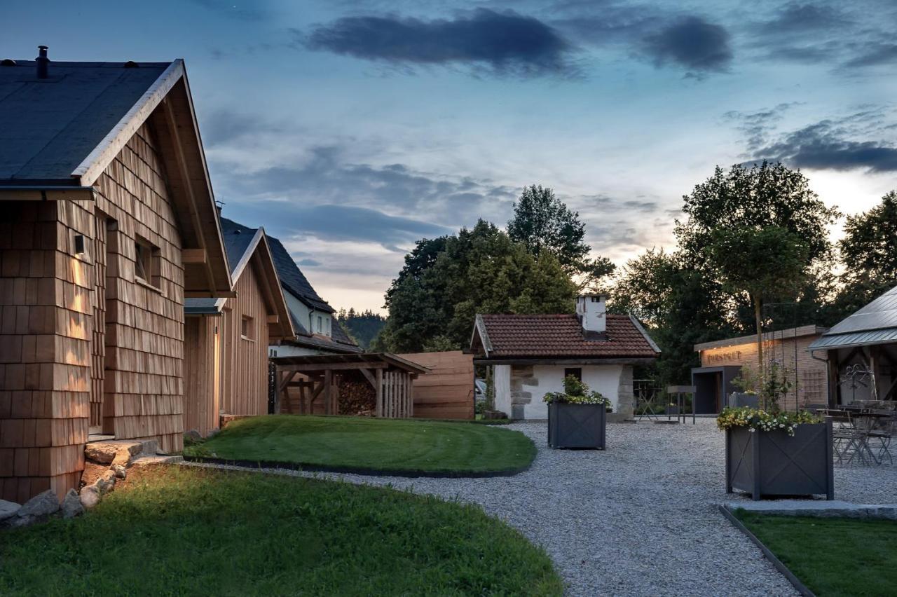 Forstgut - Premium Waldchalets Und Lodge Suiten Реґен Екстер'єр фото